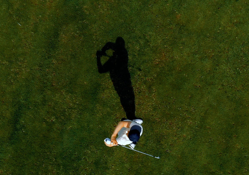 Pelaamaan Savoon: mitä golfbägiin kannattaa pakata kesän kierrokselle?